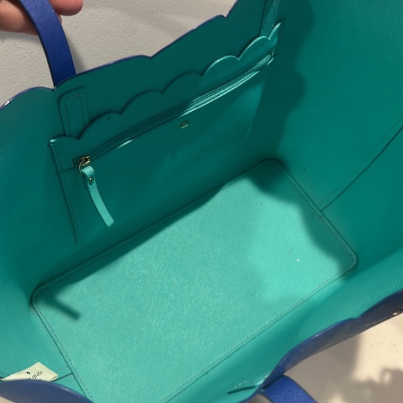 Authentic Kate spade tote with dust bag - Picture 2 of 3
